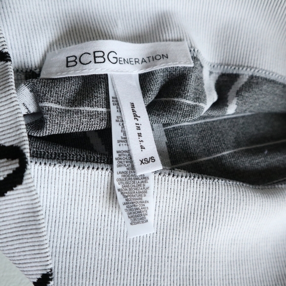 Nwot BCBGeneration Bodycon  Stretch Skirt - Picture 7 of 7